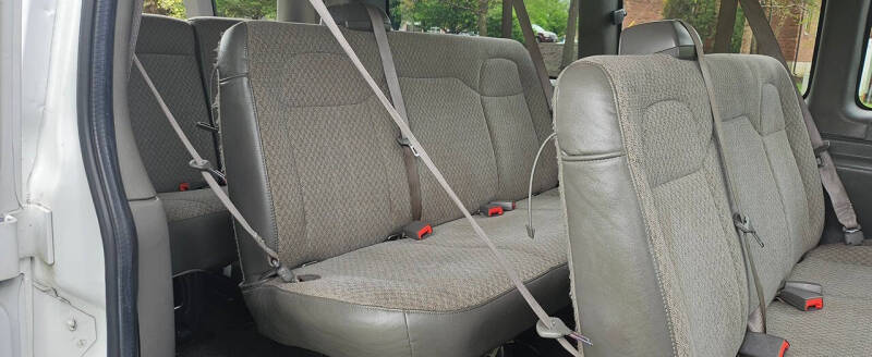 2017 Chevrolet Express LT 2500