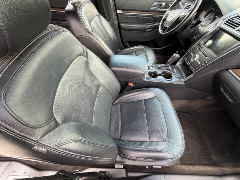 2017 Ford Explorer Limited