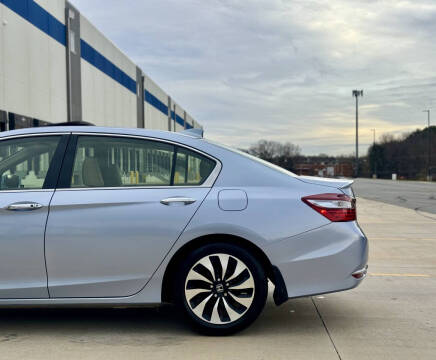 2017 Honda Accord Hybrid EX-L