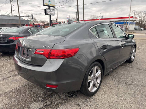 2013 Acura ILX 2.0L w/Tech