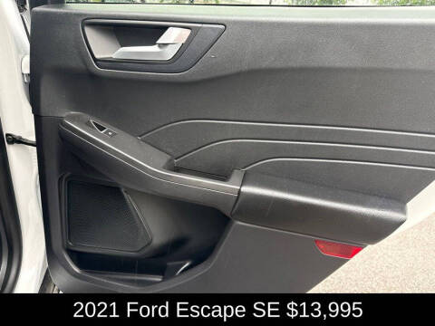 2021 Ford Escape SE