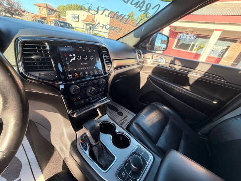 2020 Jeep Grand Cherokee