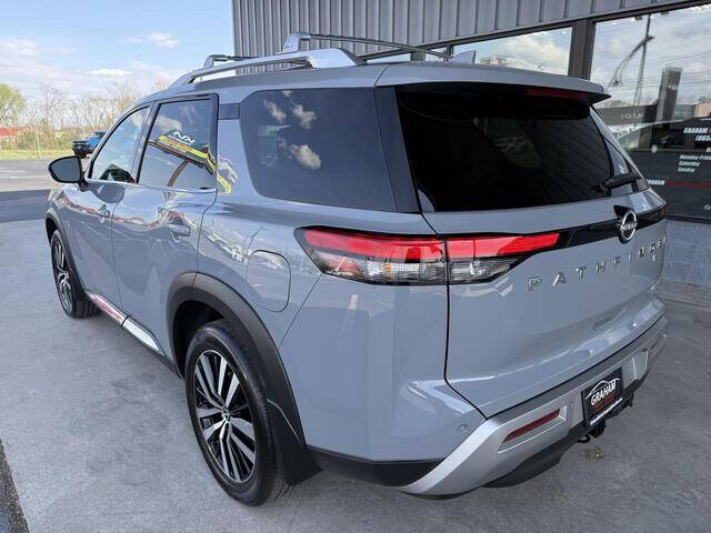 2025 Nissan Pathfinder Platinum