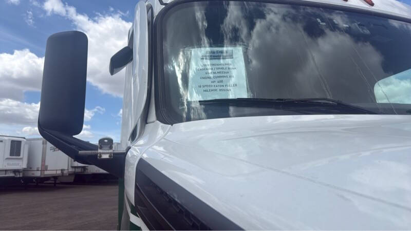 2022 Freightliner Cascadia