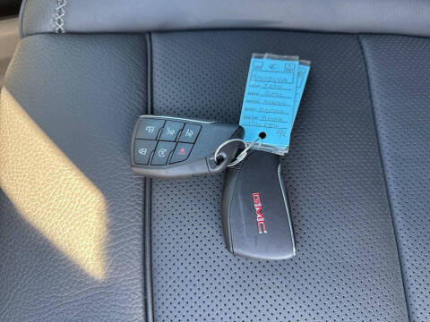 2024 GMC Yukon Denali