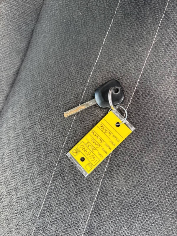 2023 GMC Savana 2500