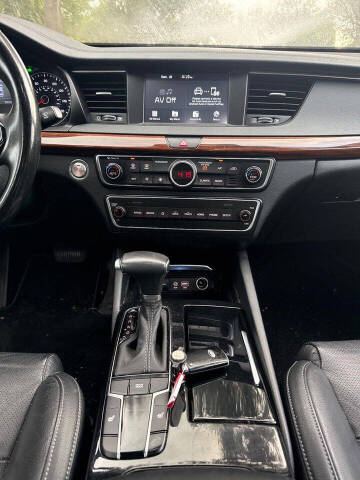 2019 Kia Cadenza Premium