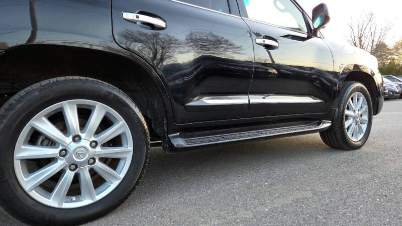2011 Lexus LX 570