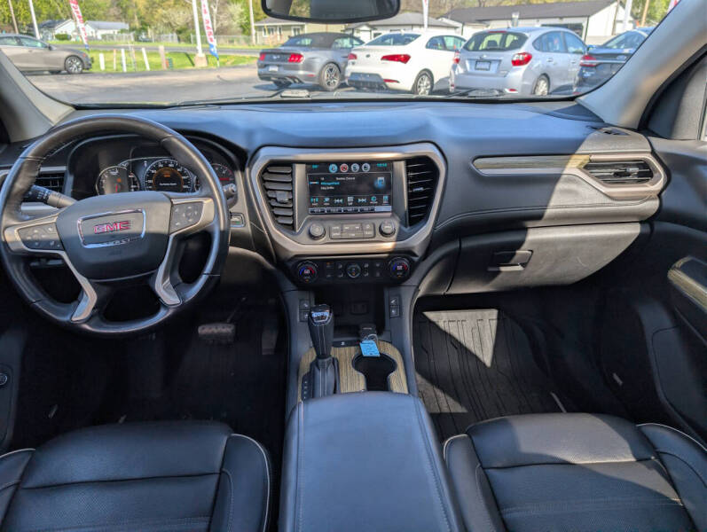 2019 GMC Acadia Denali