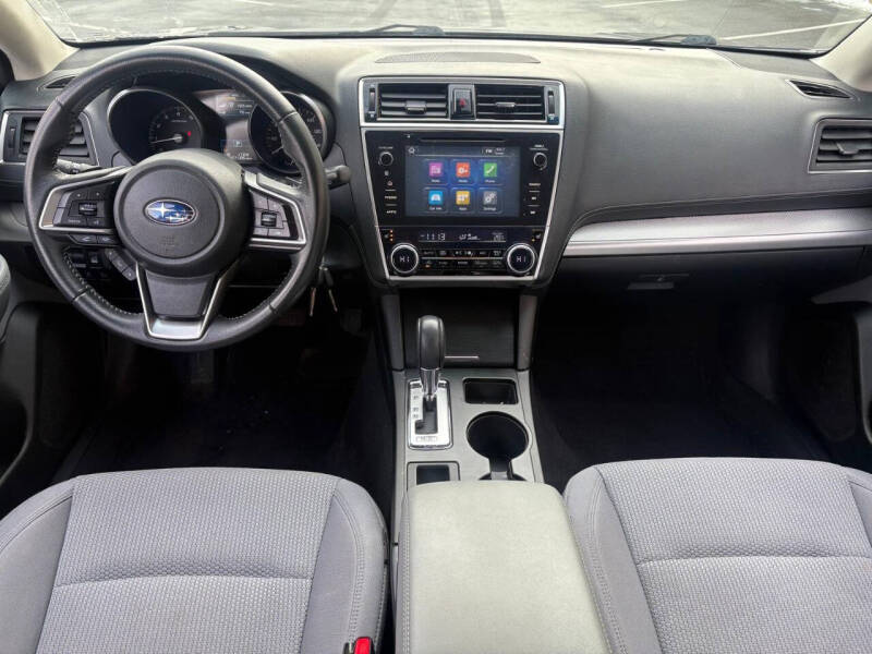 2018 Subaru Outback 2.5i Premium