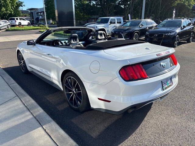 2016 Ford Mustang EcoBoost Premium