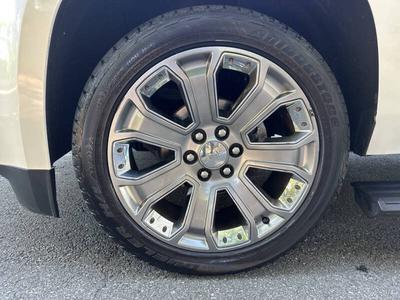 2015 GMC Yukon Denali