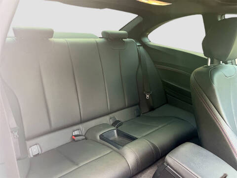 2019 BMW 2 Series 230i