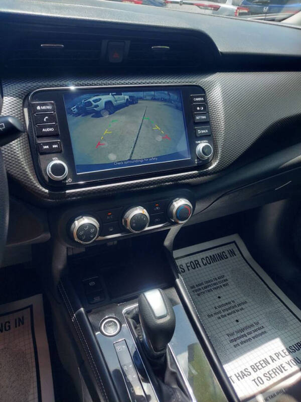 2024 Nissan Kicks SV