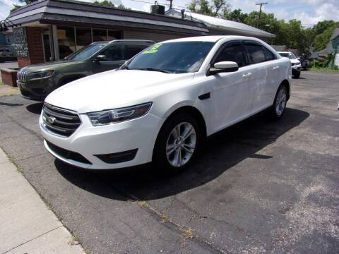 2015 Ford Taurus for sale at Premier Motor Car Company LLC in Newark OH