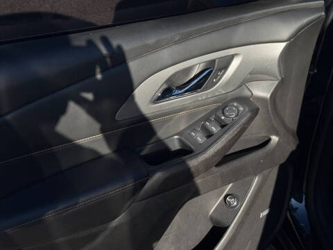 2021 Chevrolet Traverse LT Leather