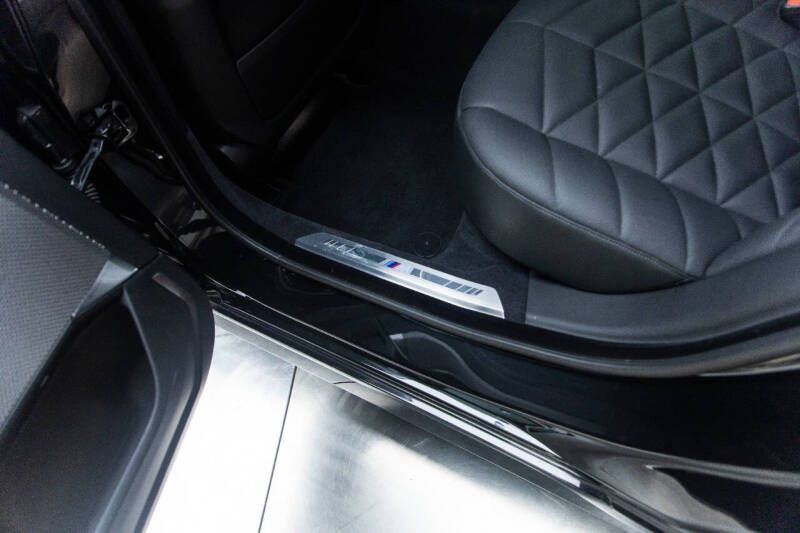 2023 BMW 7 Series 740i