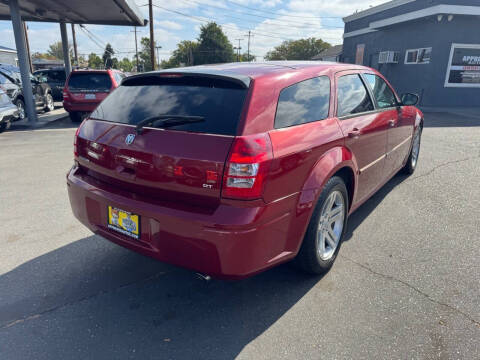 2005 Dodge Magnum RT