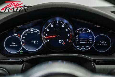 2023 Porsche Cayenne Coupe Platinum Edition