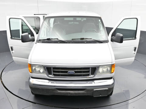 2003 Ford E-Series