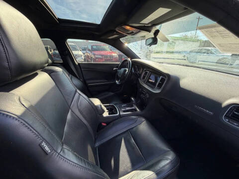 2020 Dodge Charger SXT