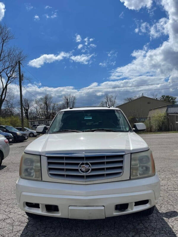 2004 Cadillac Escalade for sale at Ram Imports in Cincinnati OH