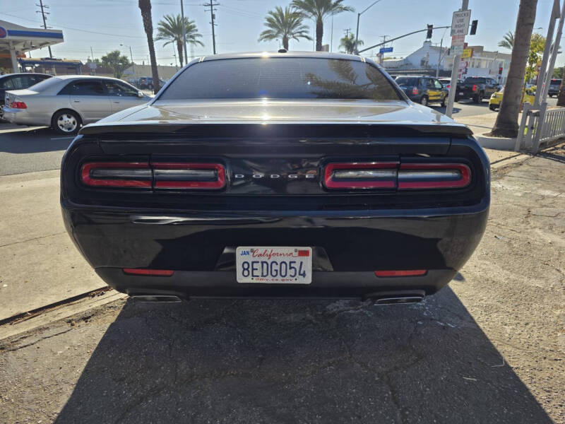2017 Dodge Challenger