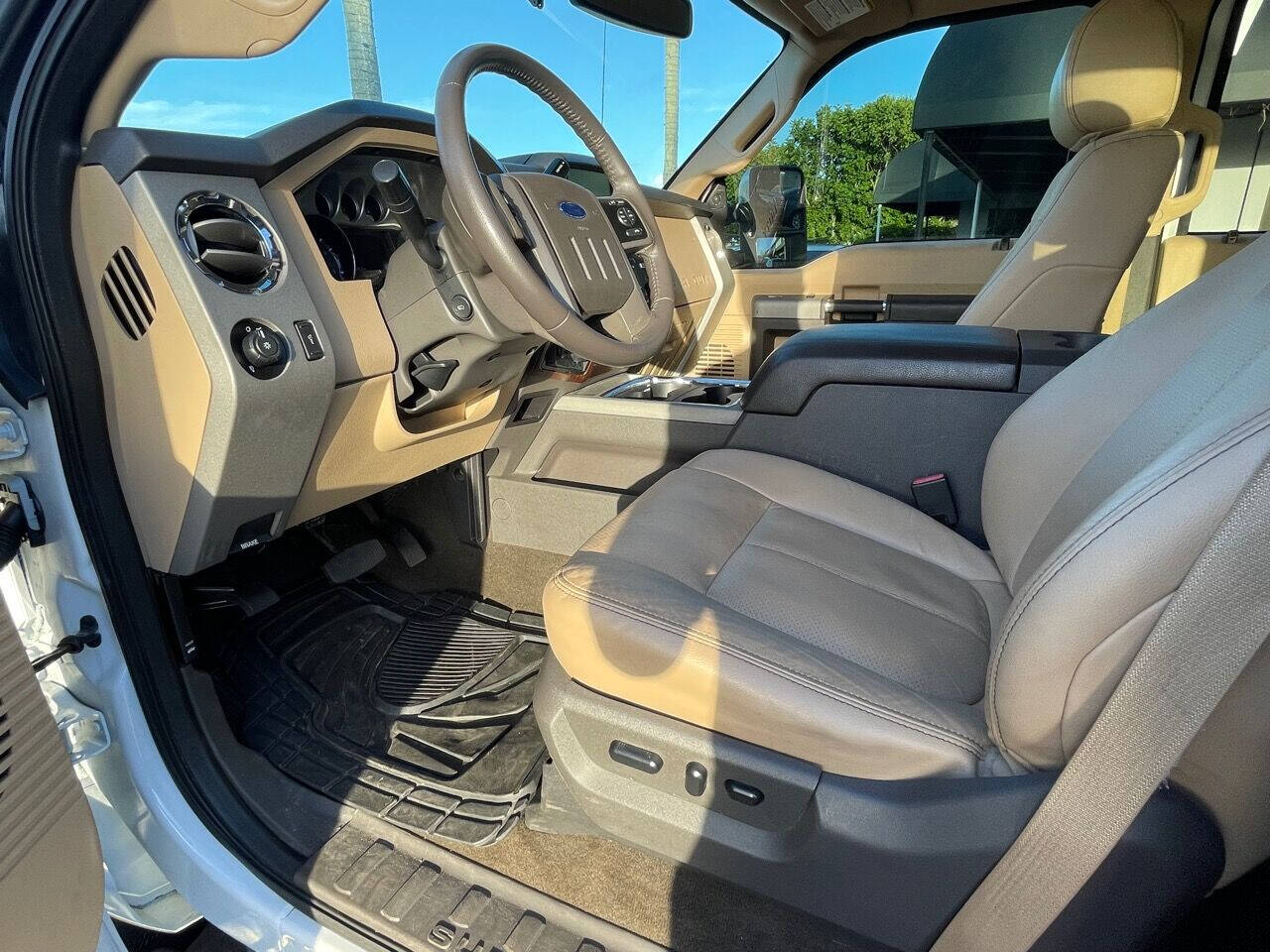 2015 Ford F-350 Super Duty  - $34,900