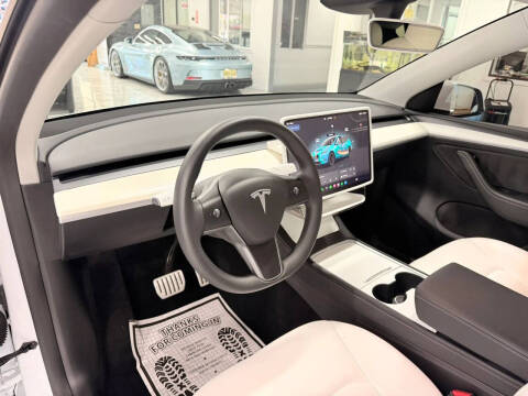 2024 Tesla Model Y Performance