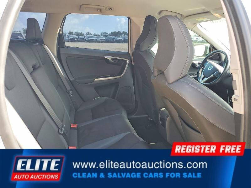 2015 Volvo XC60 T5 Drive-E