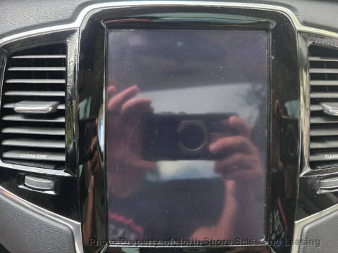 2016 Volvo XC90 T6 Momentum