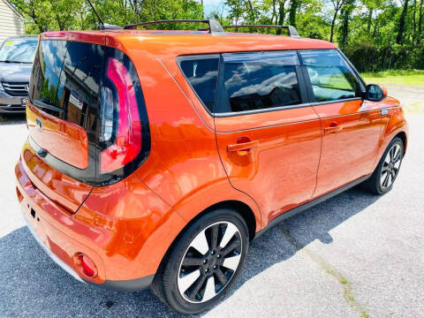 2019 Kia Soul +