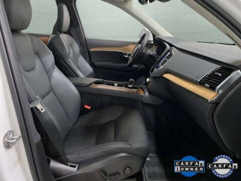 2025 Volvo XC90 B6 Plus Bright Theme 7P