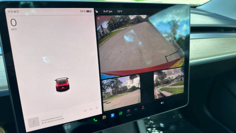 2022 Tesla Model 3 Long Range photo 37