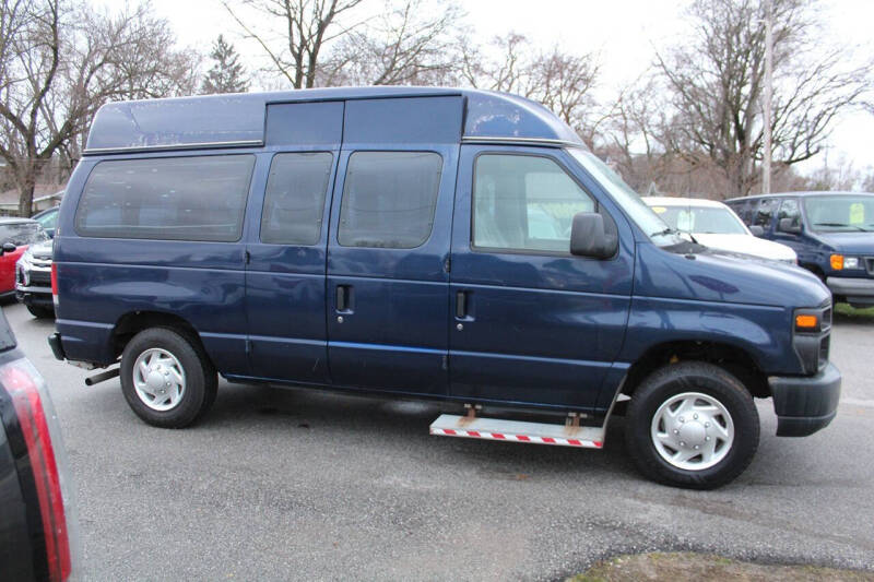 2011 Ford E-Series