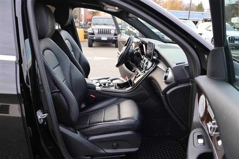 2017 Mercedes-Benz GLC GLC 300 4MATIC