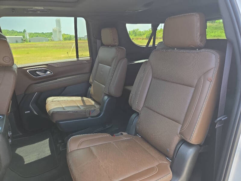 2021 Chevrolet Suburban High Country