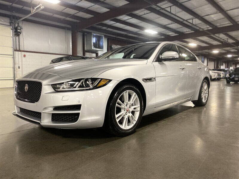2017 Jaguar XE 25t Premium
