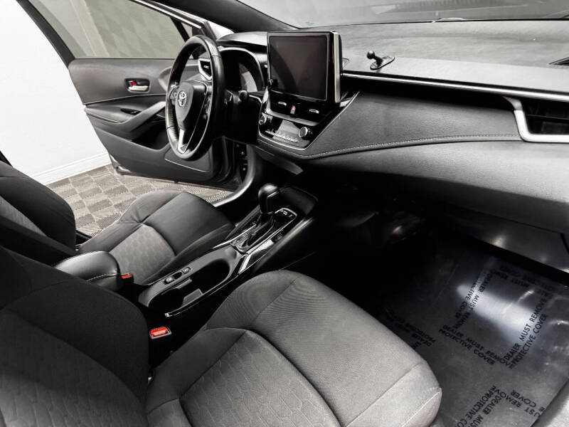 2024 Toyota Corolla Hatchback SE