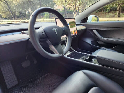 2019 Tesla Model 3 Standard Range Plus