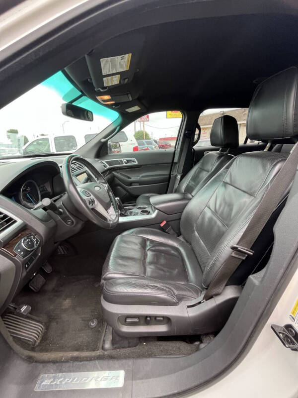 2011 Ford Explorer Limited