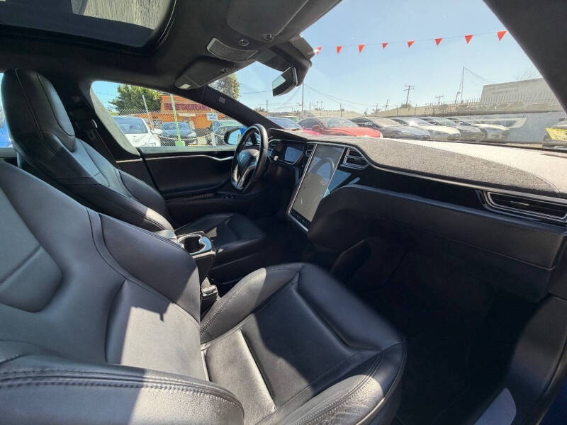 2015 Tesla Model S 85D