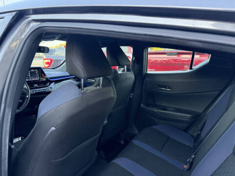 2021 Toyota C-HR XLE