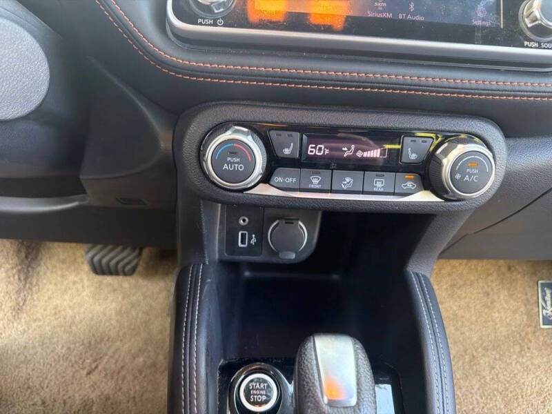 2019 Nissan Kicks SR