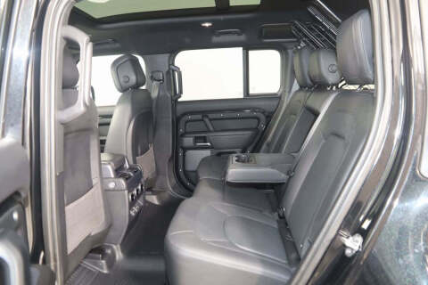 2023 Land Rover Defender 110 V8
