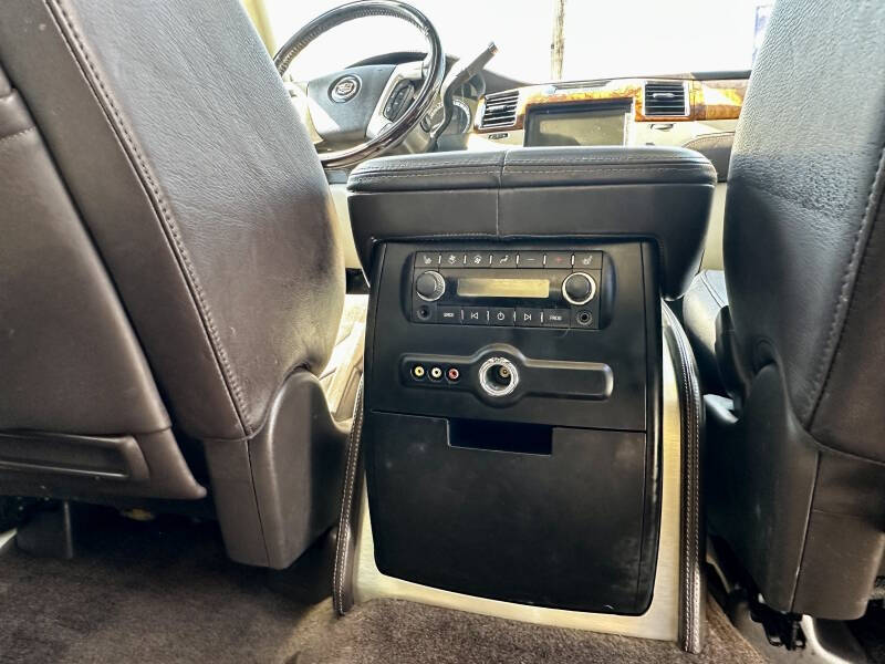 2012 Cadillac Escalade Platinum Edition