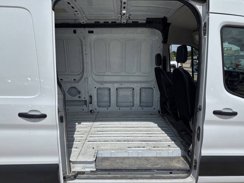 2024 Ford Transit 250