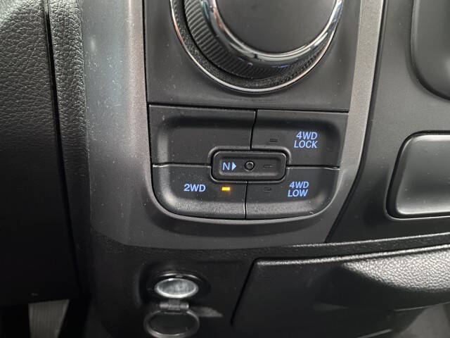 2024 RAM 1500 Classic SLT