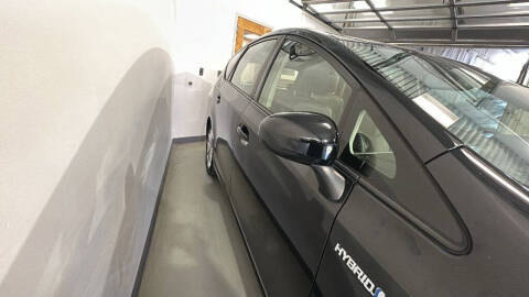 2012 Toyota Prius v Five