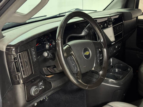 2017 Chevrolet Express 2500